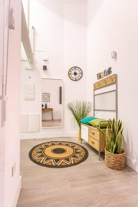 San Vicente Dreams Apartment Севиля Екстериор снимка